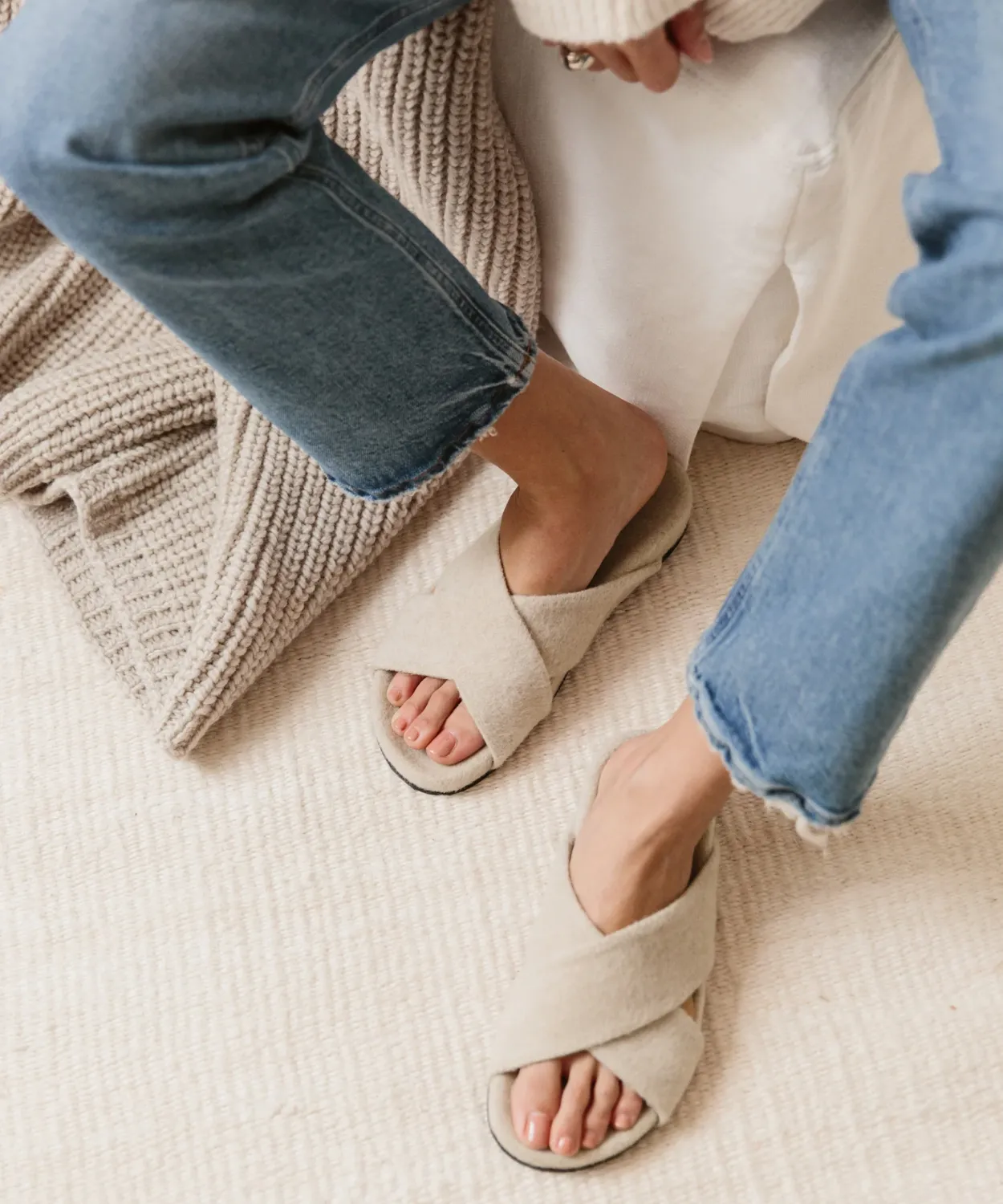 Clearance Cabin Crossover Sandal Women Sandals