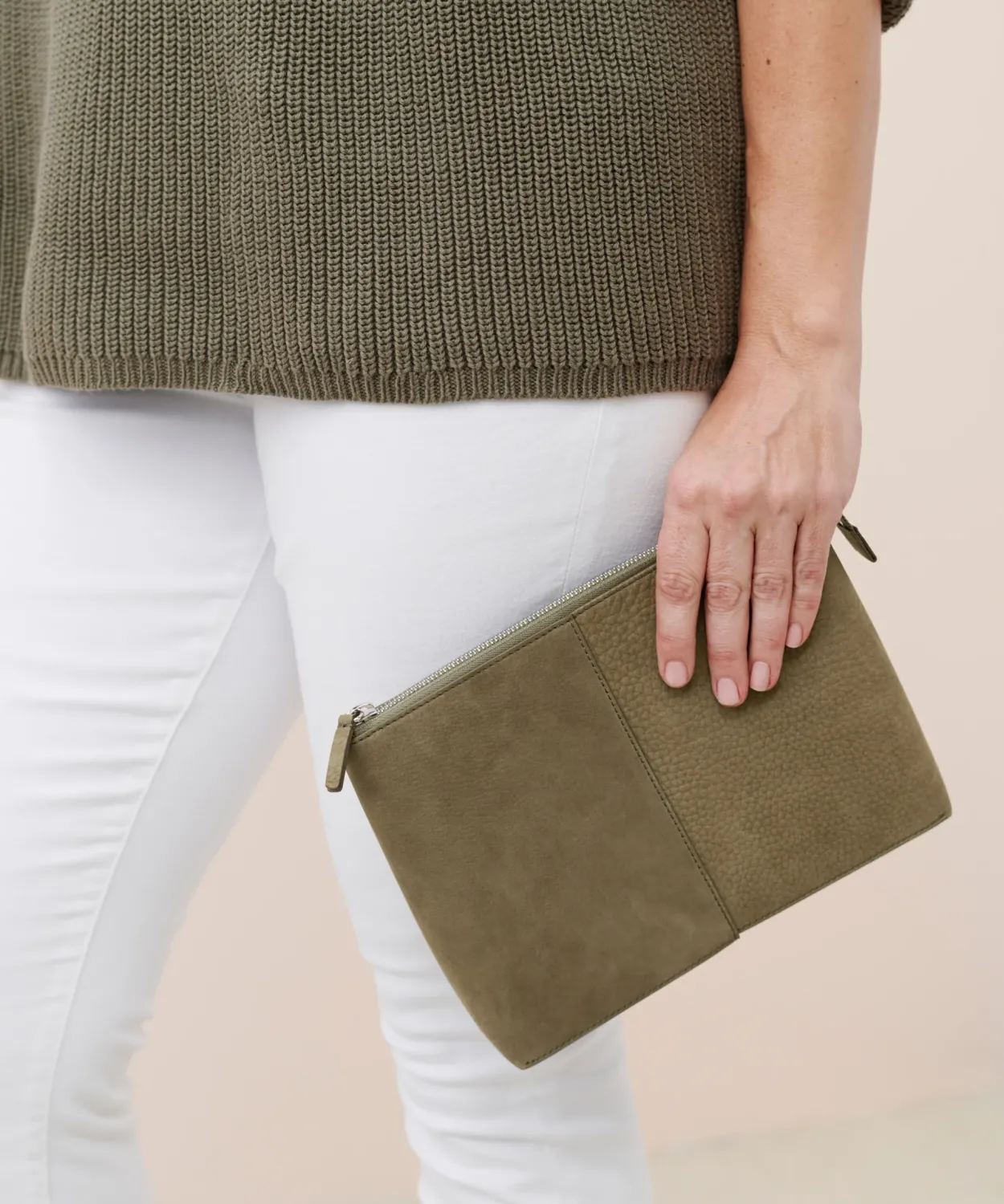 Discount Medium Zip Pouch Women Small Leather Goods