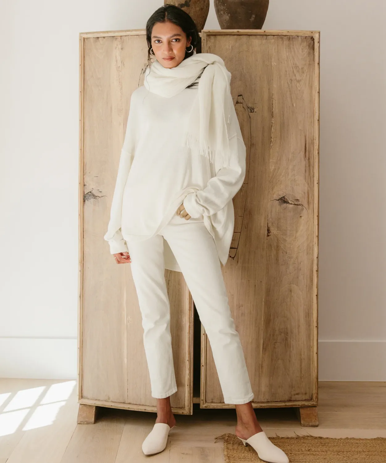 Hot Oiled Leather Kitten Heel Mule Women Heels