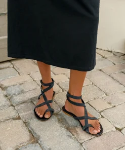 Hot Oiled Leather Strappy Sandal Women Swim & Beach