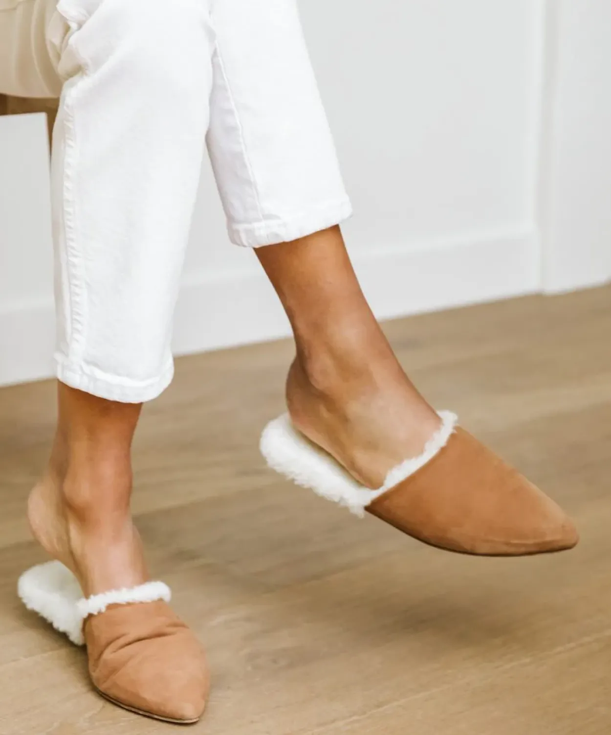 New Shearling-Lined Mule Women Flats
